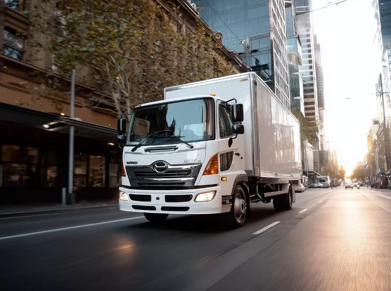 Heavy-duty commercial truck equipped with Sailun tires, built for durability in Canada’s challenging operating conditions.